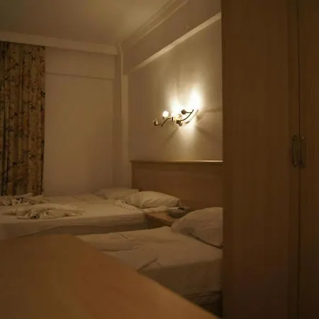 George & Dragon Hotel 3*